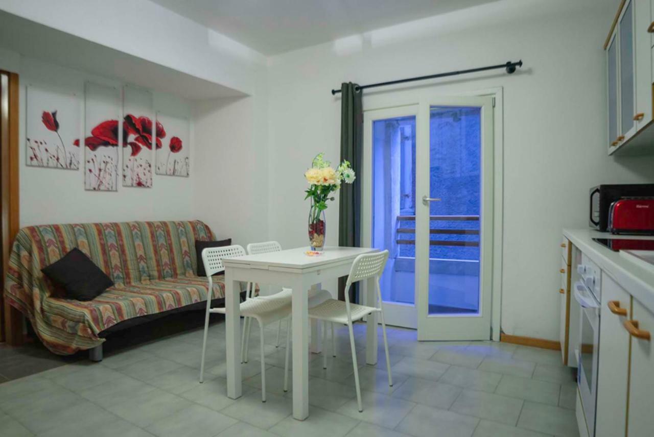 Sleepingarda Apartment เทนโน ภายนอก รูปภาพ